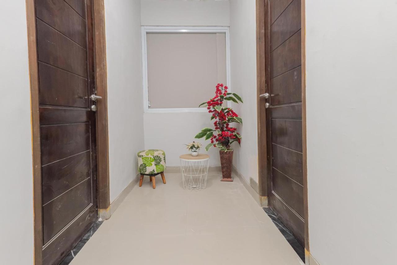Reddoorz @ Gedangan Sidoarjo Hotel Ngoại thất bức ảnh