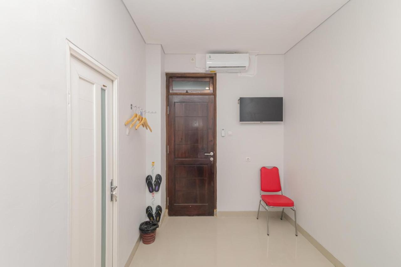 Reddoorz @ Gedangan Sidoarjo Hotel Ngoại thất bức ảnh